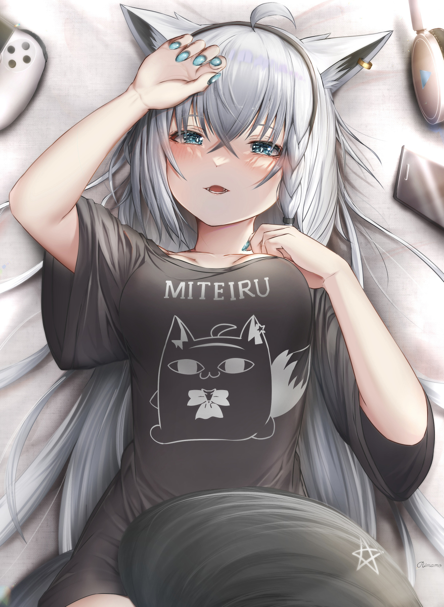 This is a pixiv picture whose title is MITEIRU🦊.