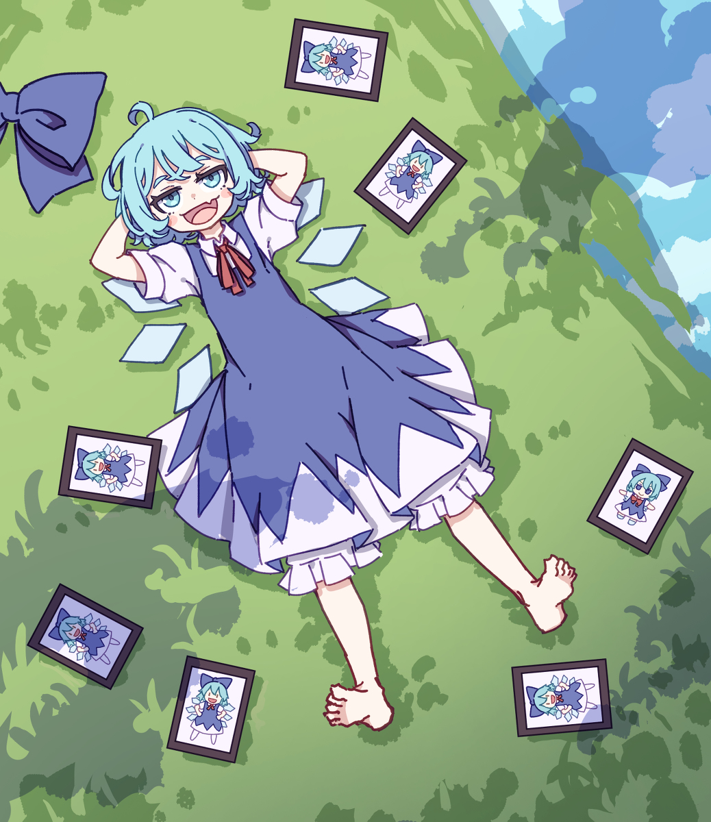 This is a pixiv picture whose title is 今日も平和なチルノちゃん.