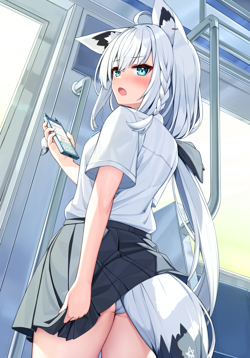 This is a pixiv picture whose title is みっ...見えた…？.