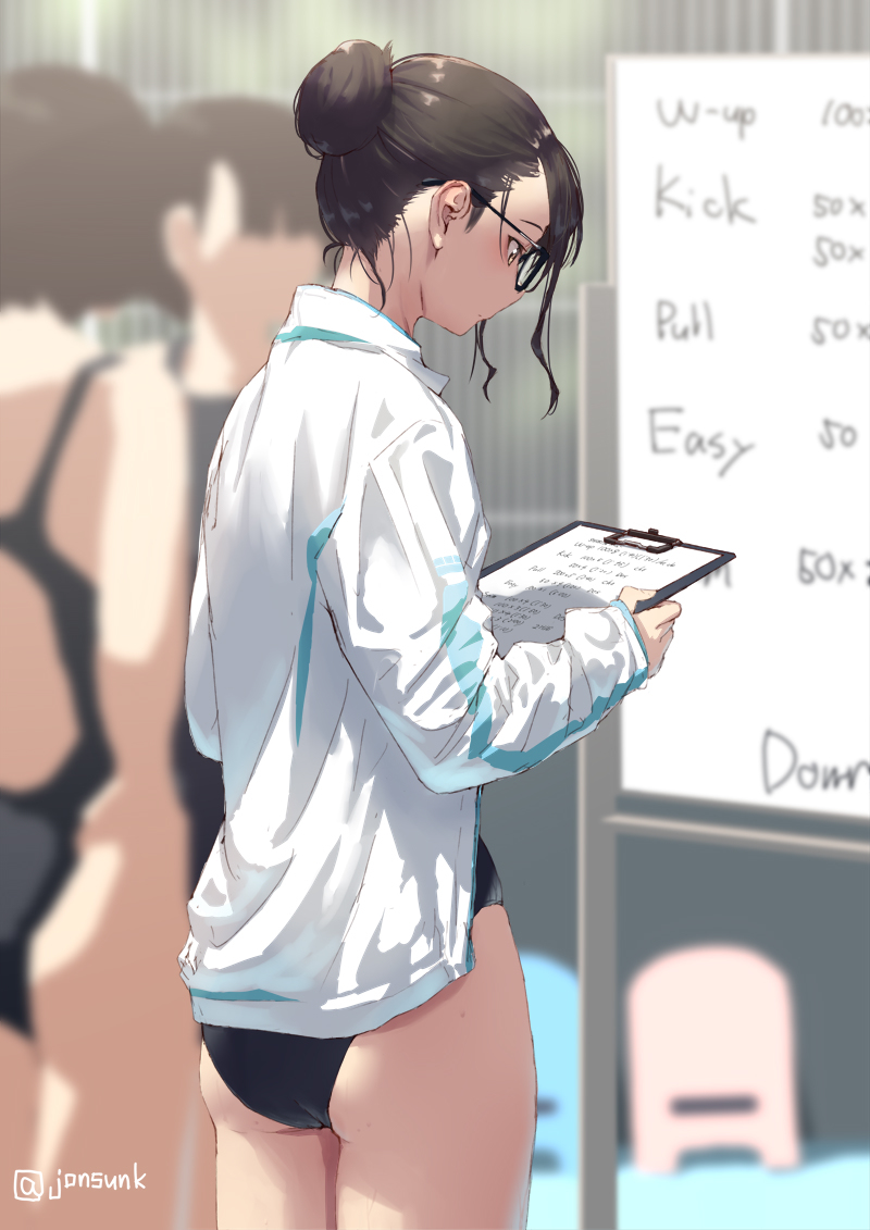 This is a pixiv picture whose title is 練習メニューの確認中。。.