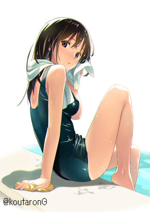 This is a pixiv picture whose title is スク水プールサイド.