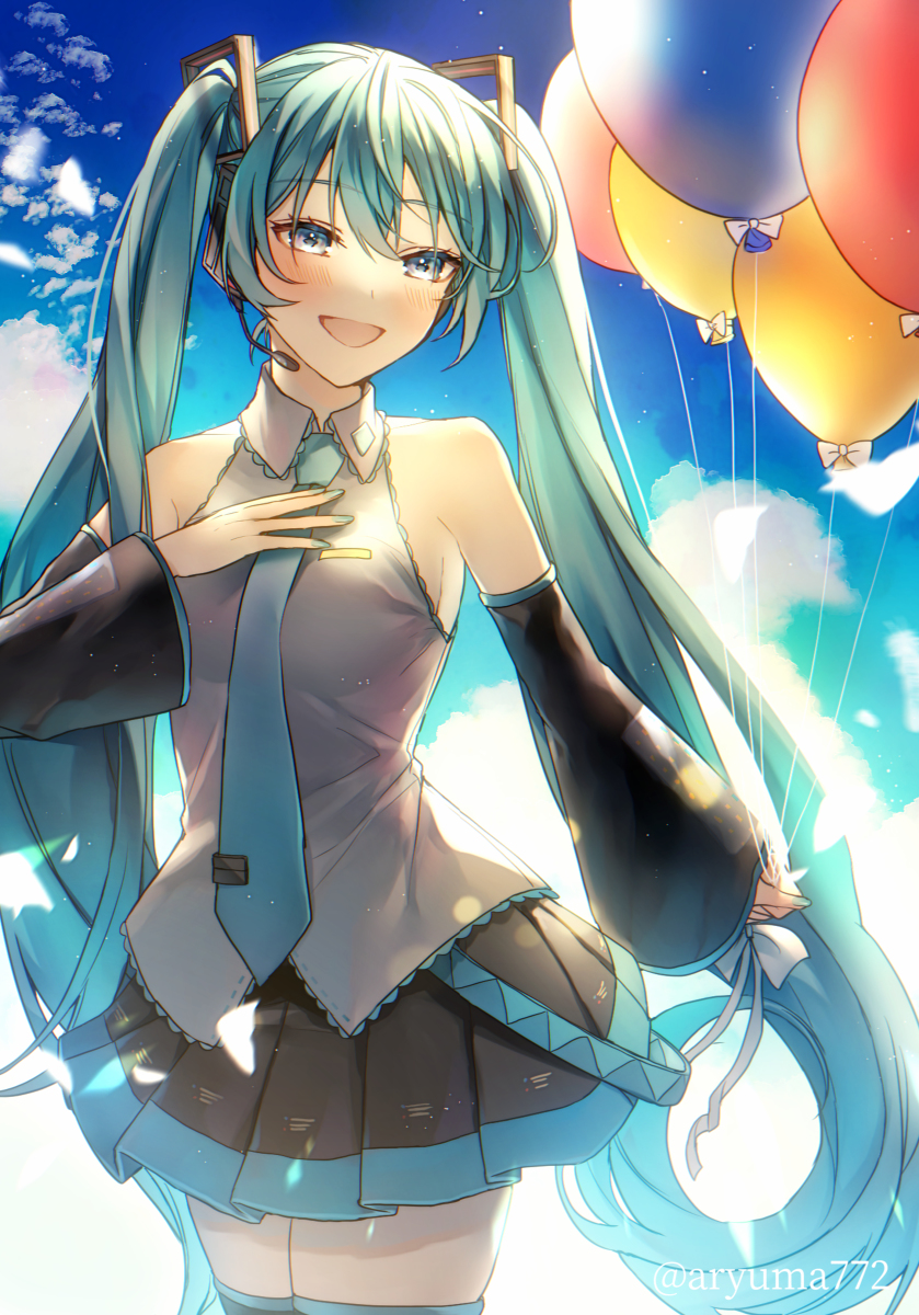 This is a pixiv picture whose title is 初音ミク15th.