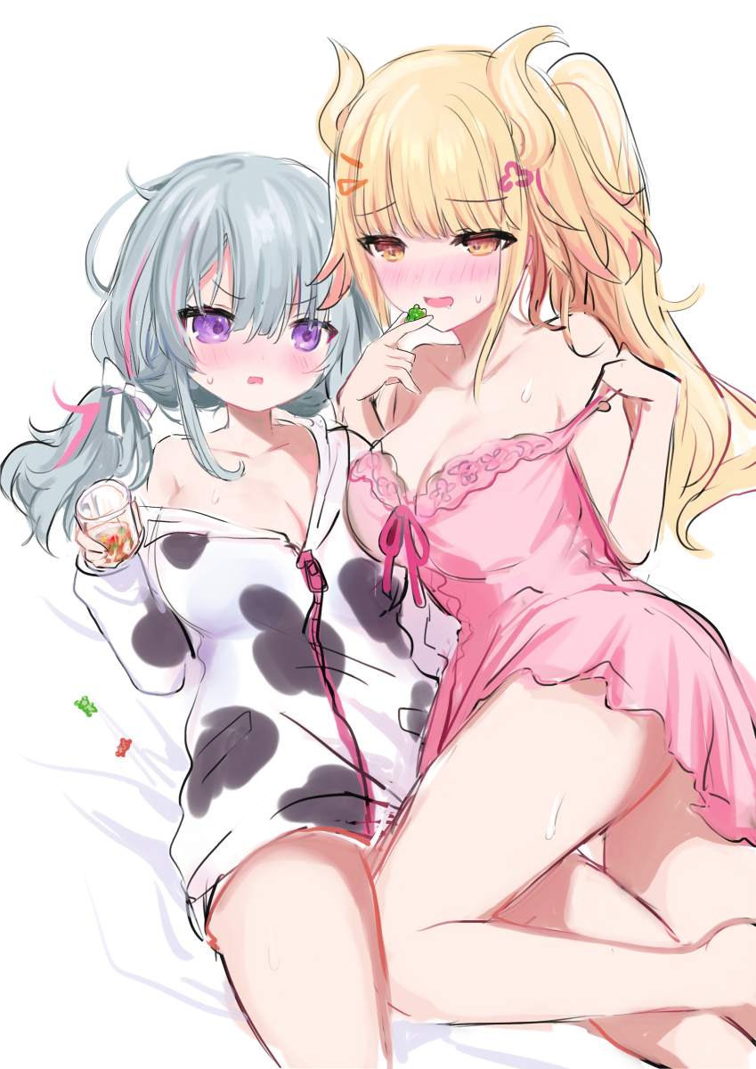 This is a pixiv picture whose title is 心雞梗塞.