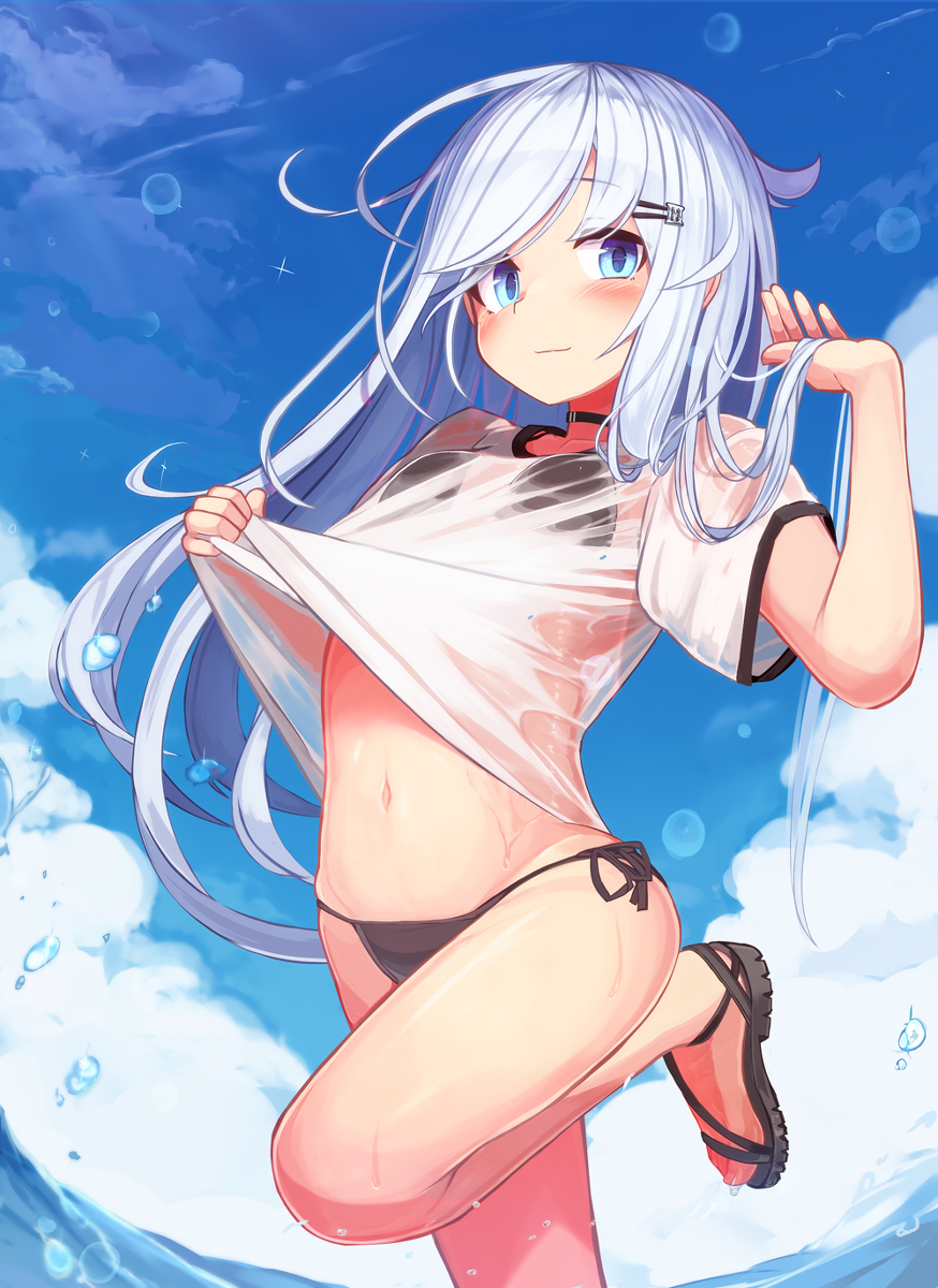This is a pixiv picture whose title is 濡れ透け水着響ちゃん.