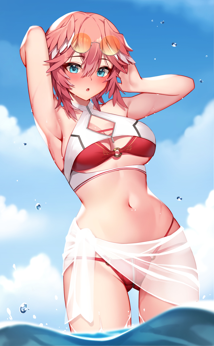 This is a pixiv picture whose title is 鷹嶺ルイ水着.