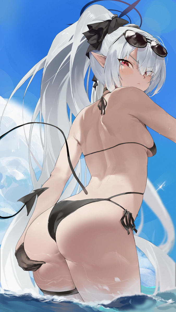 This is a pixiv picture whose title is 👿👙.