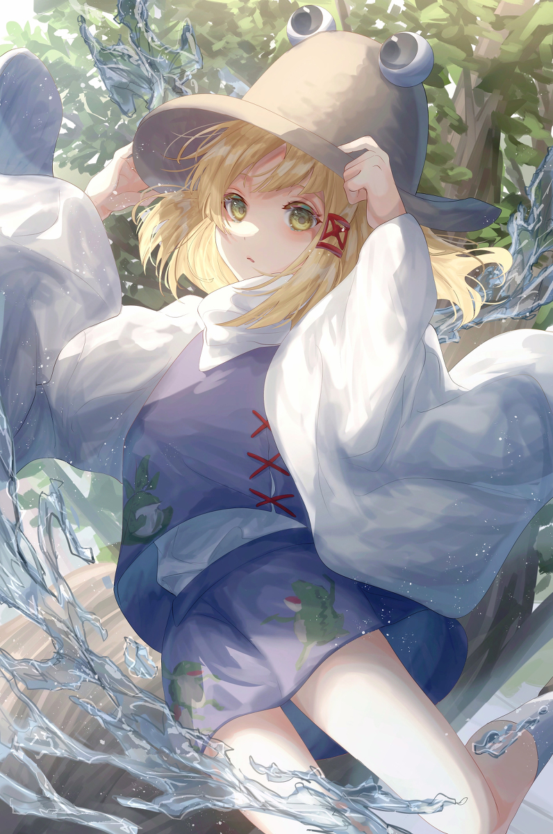 This is a pixiv picture whose title is 諏訪子様.