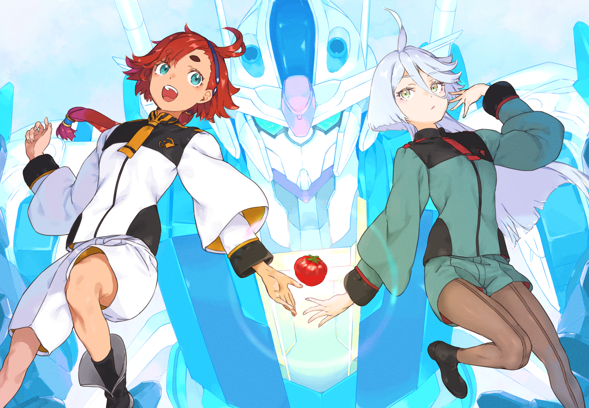 This is a pixiv picture whose title is タヌキとキツネとガンダムとトマト.