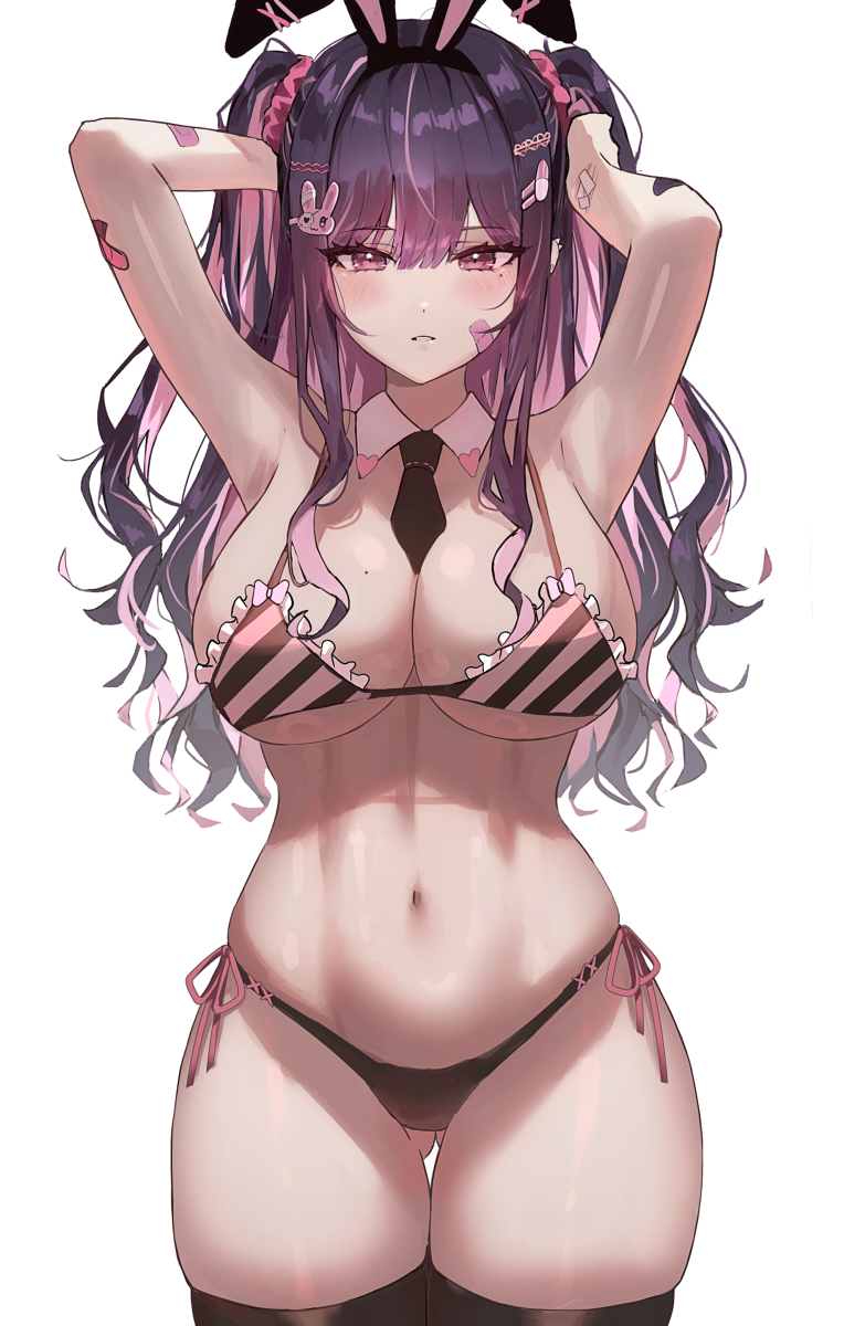 This is a pixiv picture whose title is 「こんな服装がいいの？ 」.