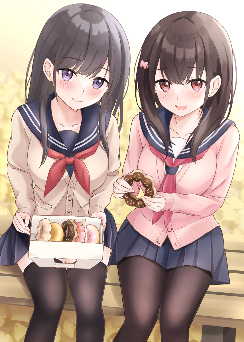 This is a pixiv picture whose title is 「どれがいい？🍩」.