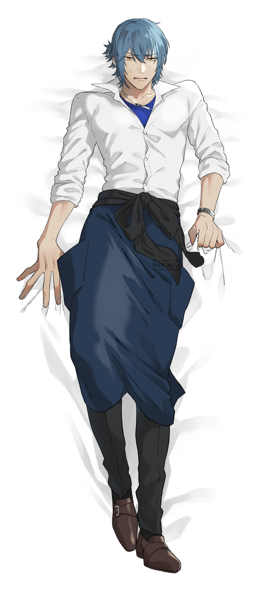 This is a pixiv picture whose title is 抱き枕風.