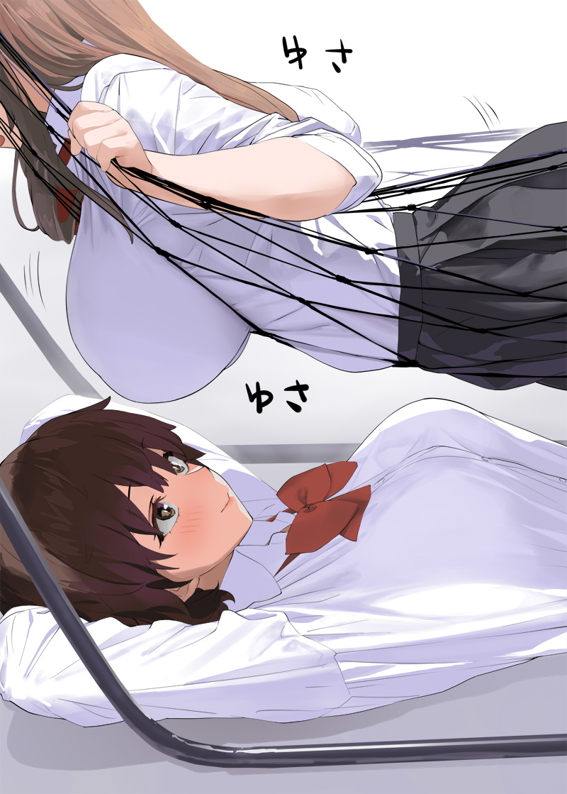 This is a pixiv picture whose title is ハンモックで遊ぶおっぱいの大きい子の下でくつろぐおっぱいの大きい.