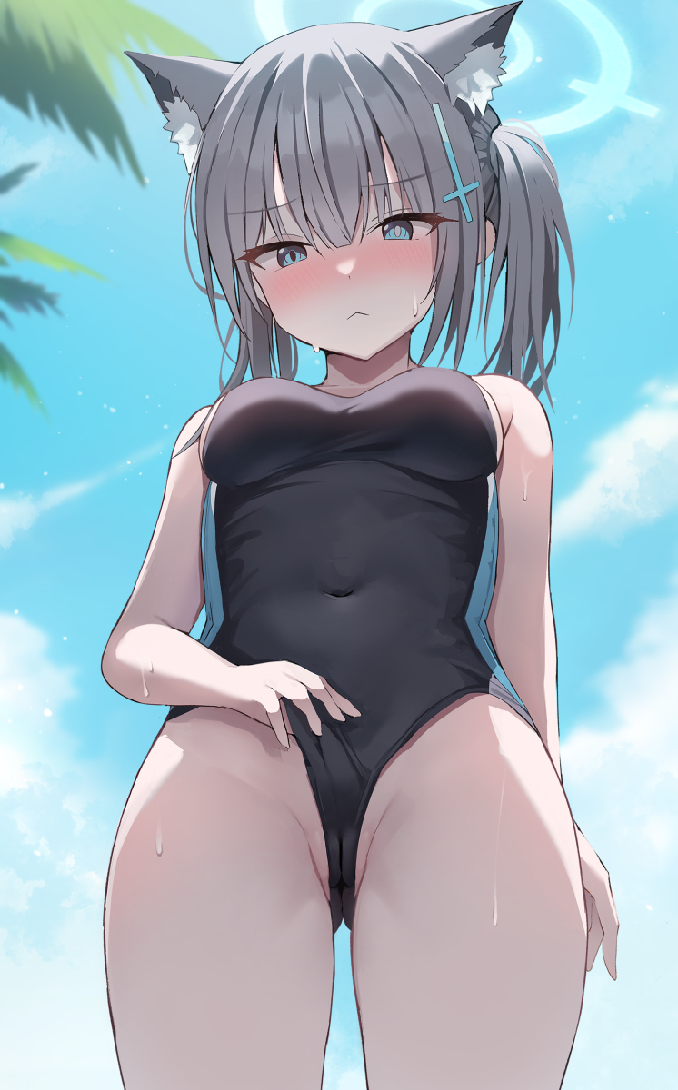 This is a pixiv picture whose title is 水着シロコ.