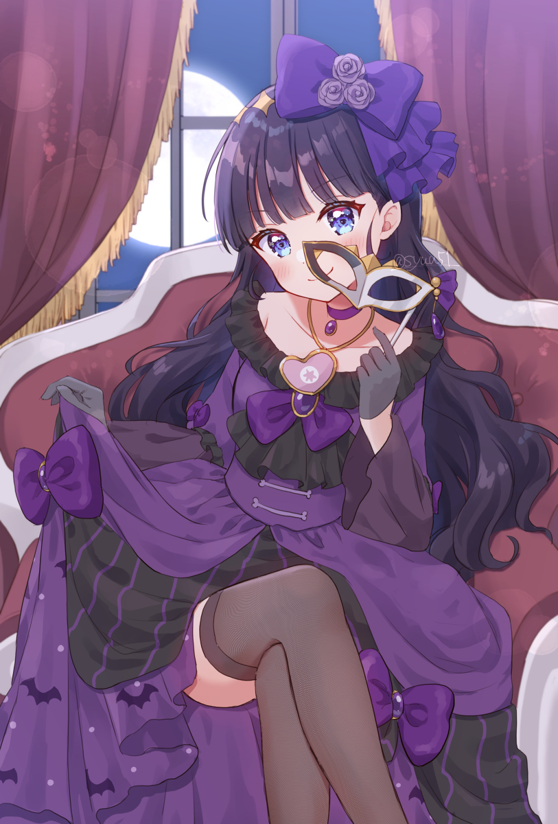 This is a pixiv picture whose title is Masquerade.