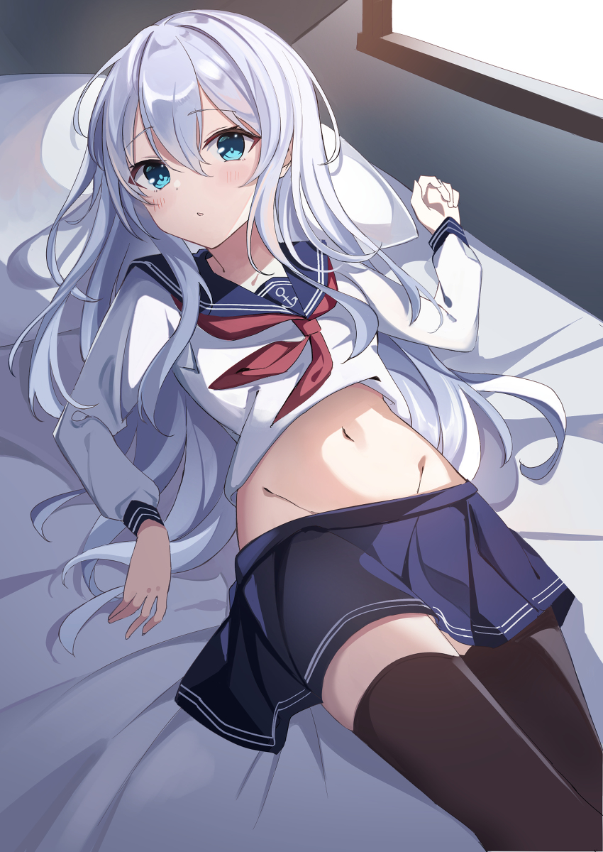 This is a pixiv picture whose title is 寝そべり響.