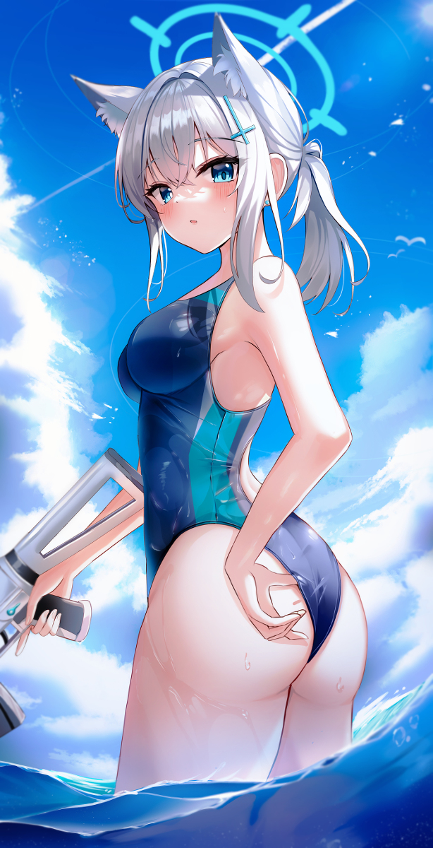 This is a pixiv picture whose title is 水着シロコ.