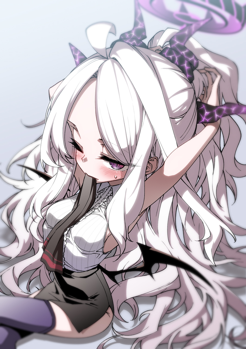 This is a pixiv picture whose title is 髪結ってる際悪戯を期待するヒナ.