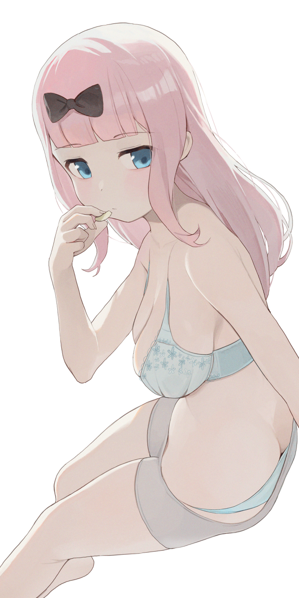 This is a pixiv picture whose title is 藤原千花.