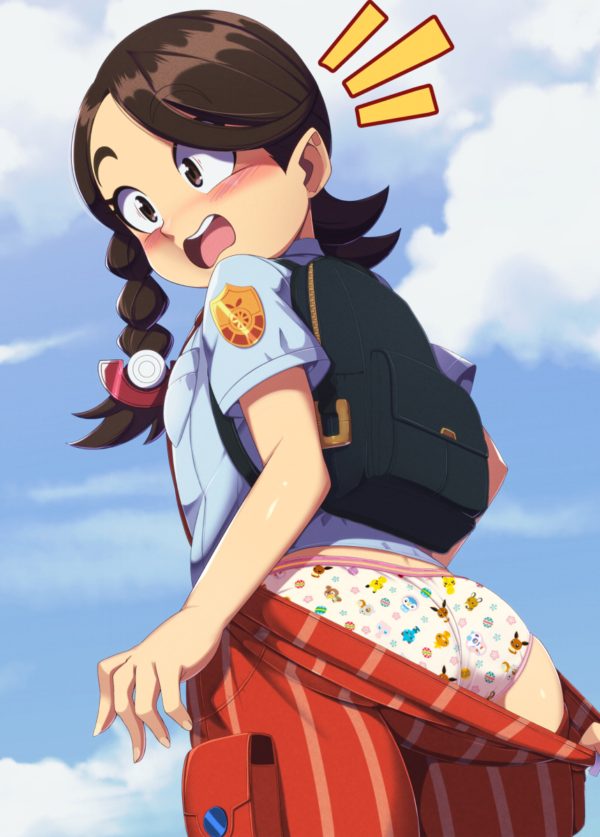 This is a pixiv picture whose title is Checking whats under the shorts.