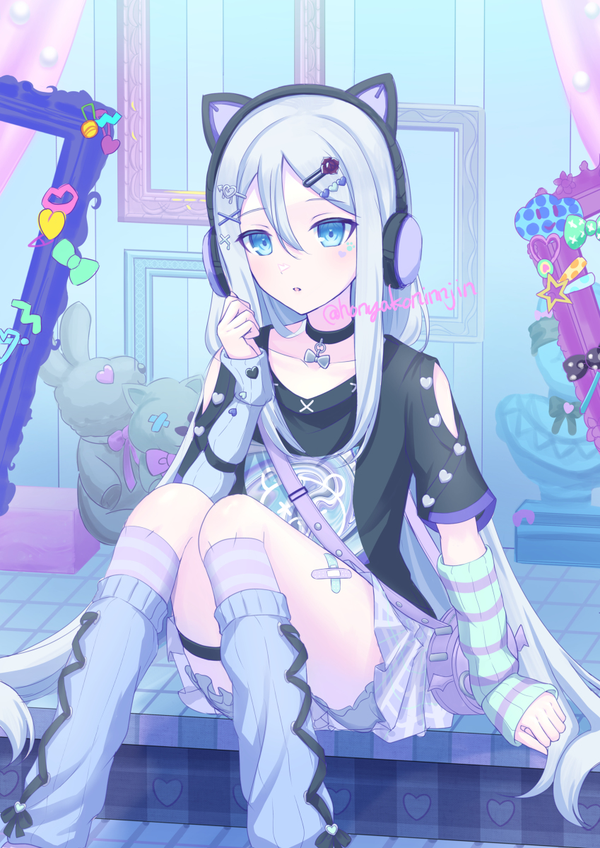 This is a pixiv picture whose title is 猫耳ヘッドホン奏ちゃん.