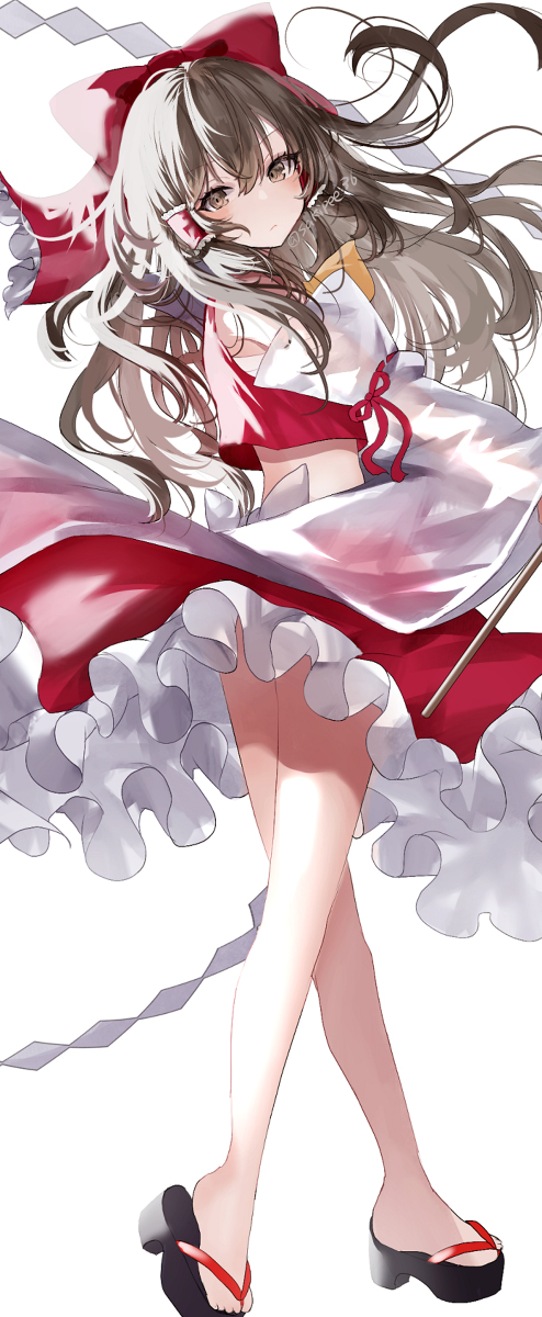 This is a pixiv picture whose title is 霊夢.