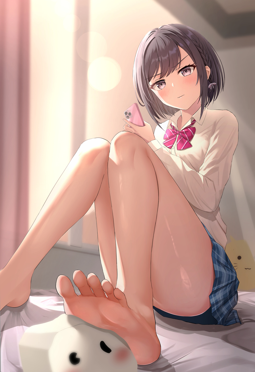 This is a pixiv picture whose title is なに見てんのよ　素足.