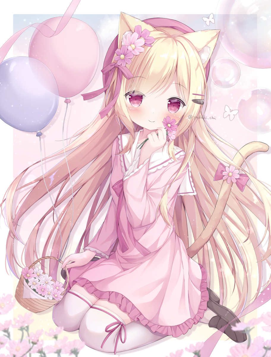 This is a pixiv picture whose title is コスモスなうちの子.