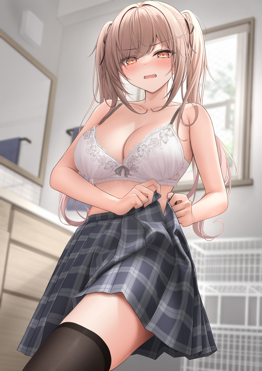 This is a pixiv picture whose title is あれ、もしかして少し太った…？.
