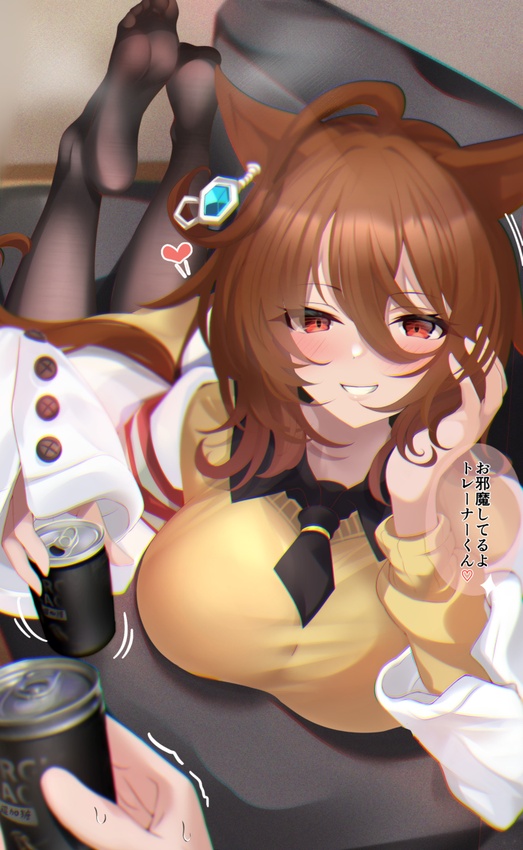 This is a pixiv picture whose title is 勝手に部屋のなかにいるタキオン.