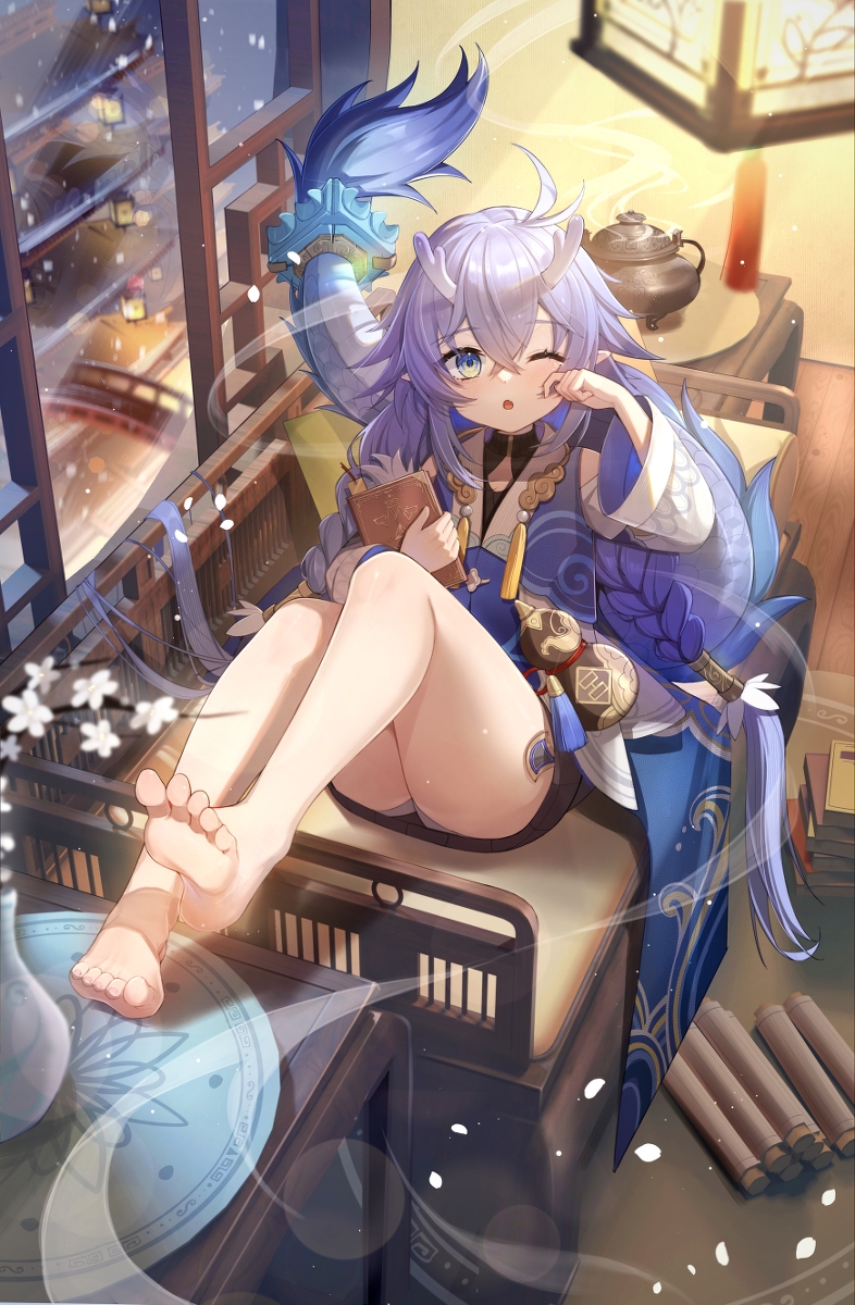 This is a pixiv picture whose title is 白露.