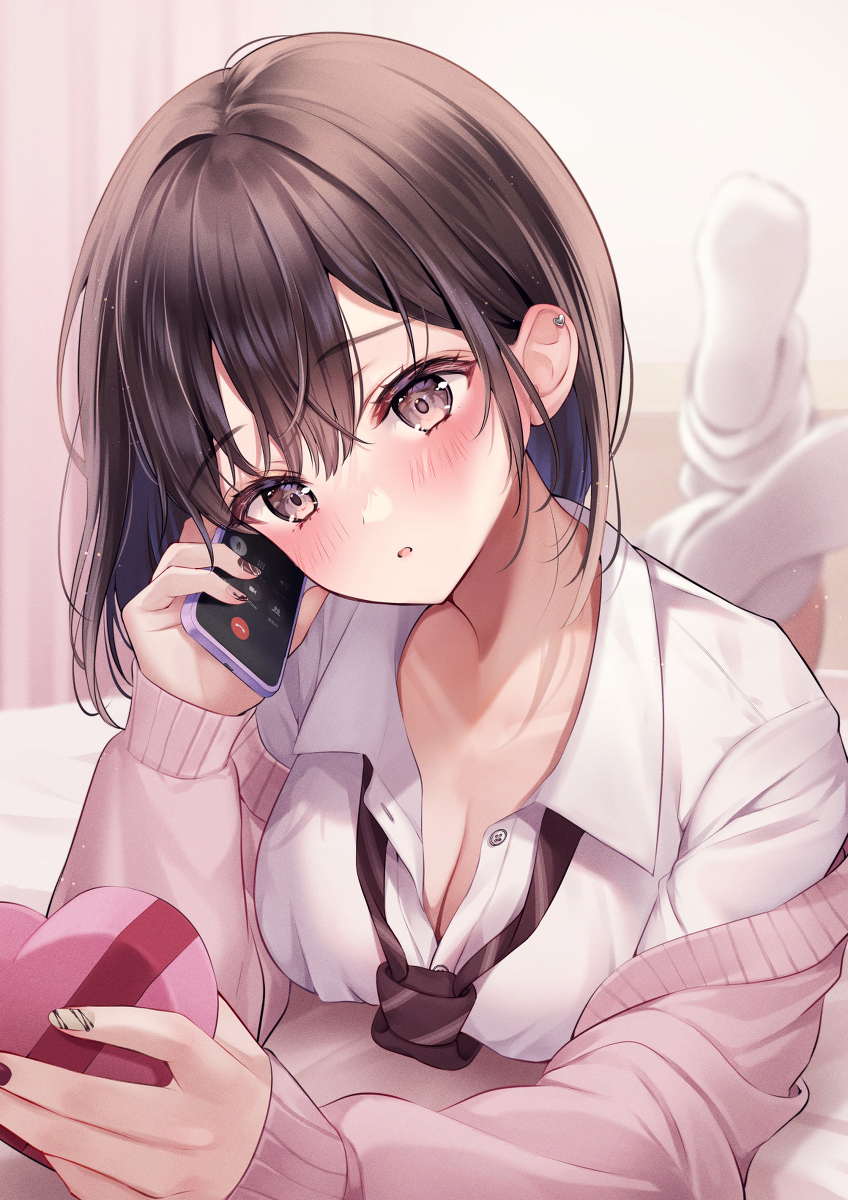 This is a pixiv picture whose title is 「明日の放課後って予定ある…？」.