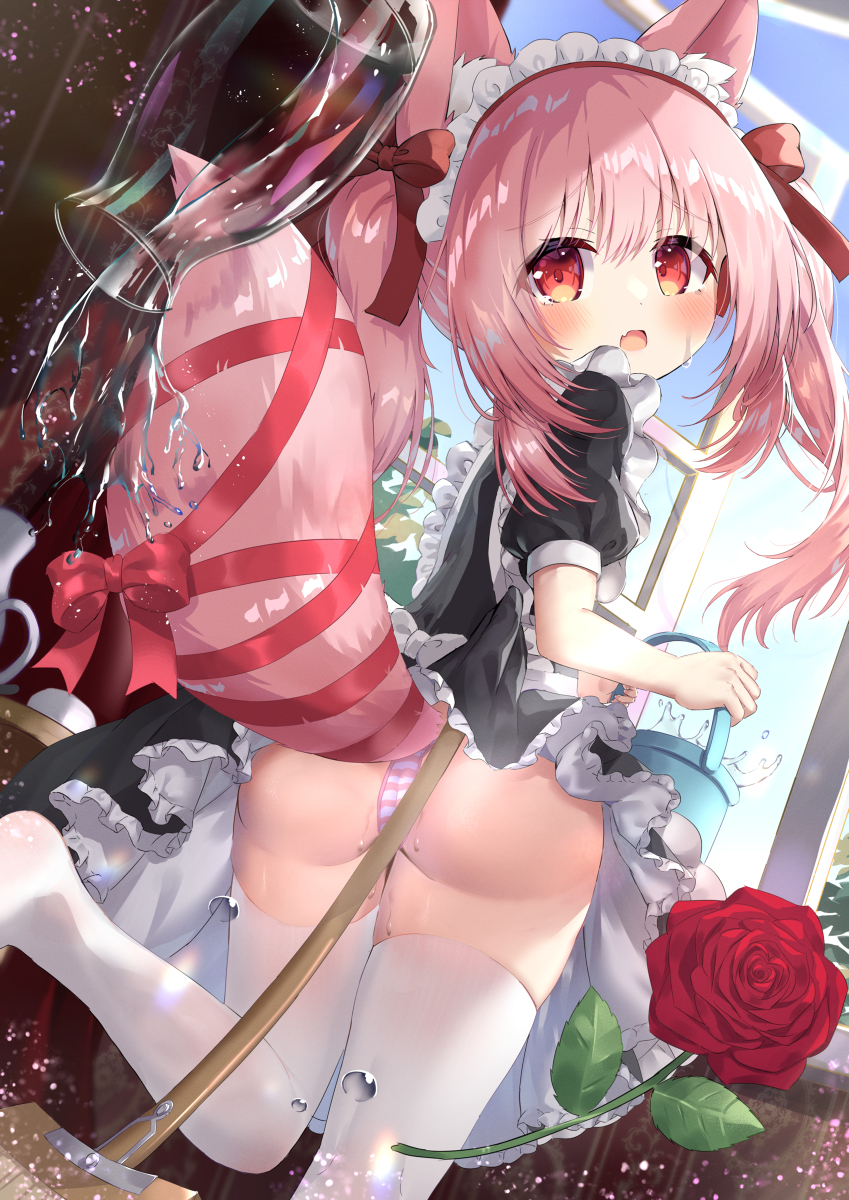 This is a pixiv picture whose title is 狐ロリメイド.