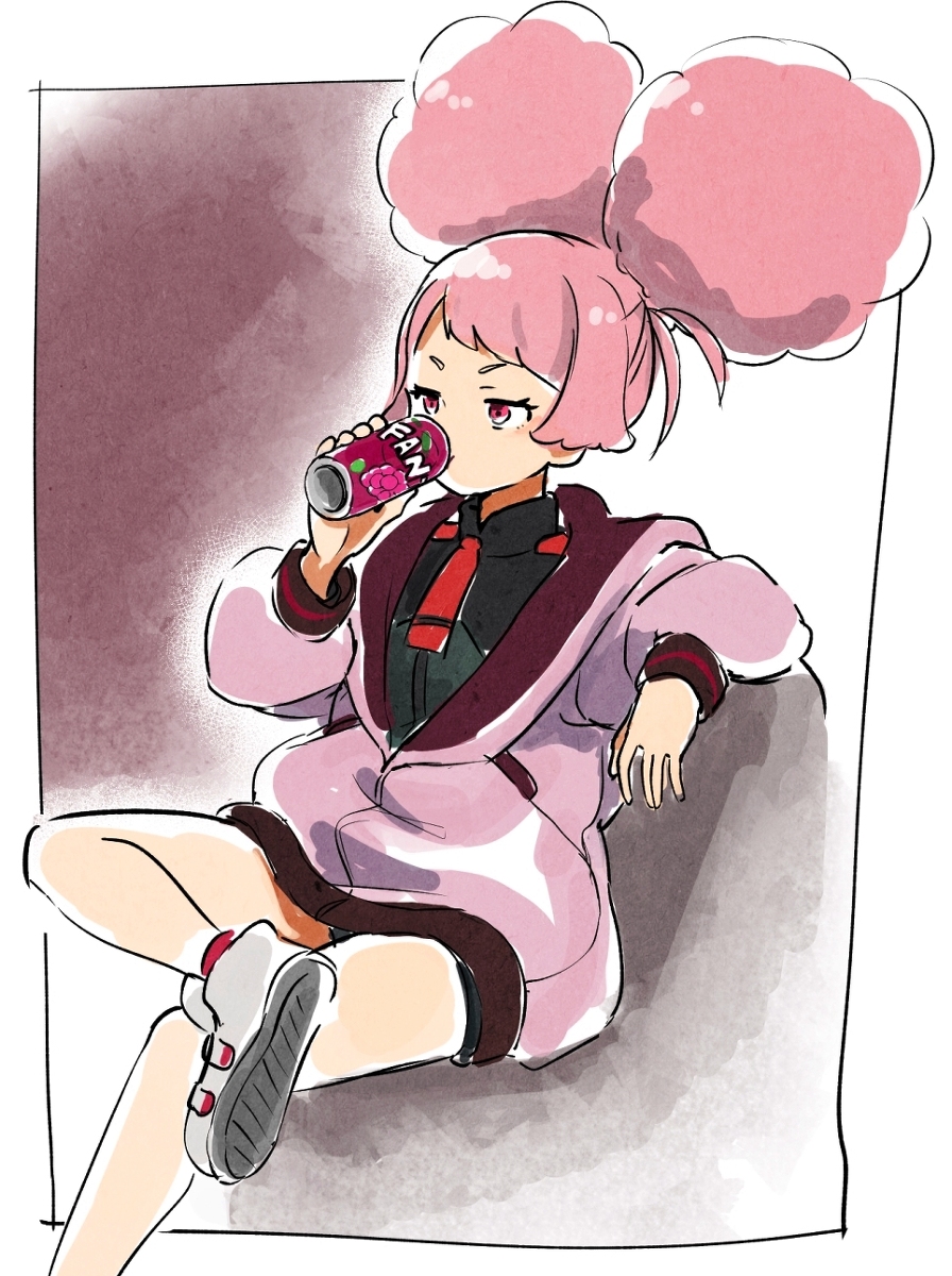 This is a pixiv picture whose title is ファンタが似合う女.