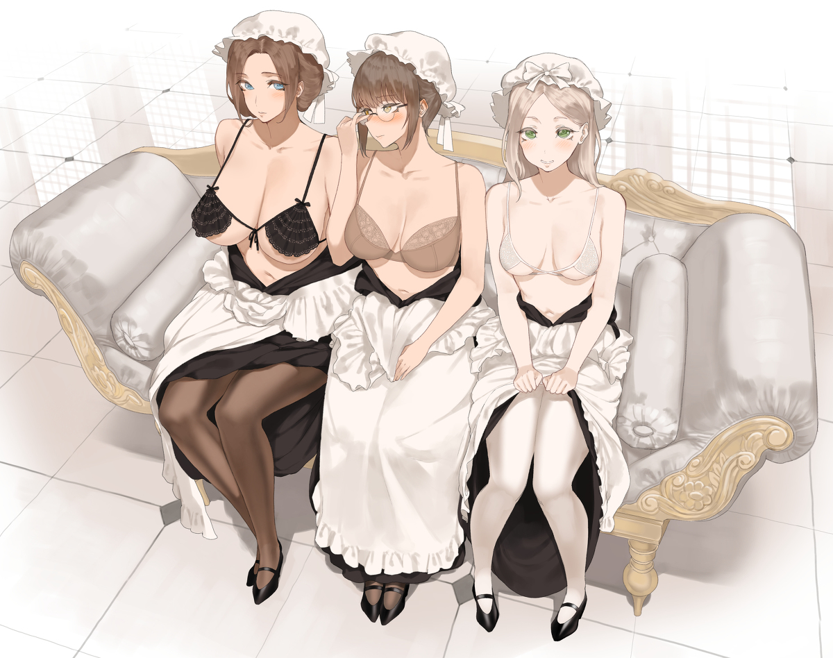 This is a pixiv picture whose title is 3人のメイド.