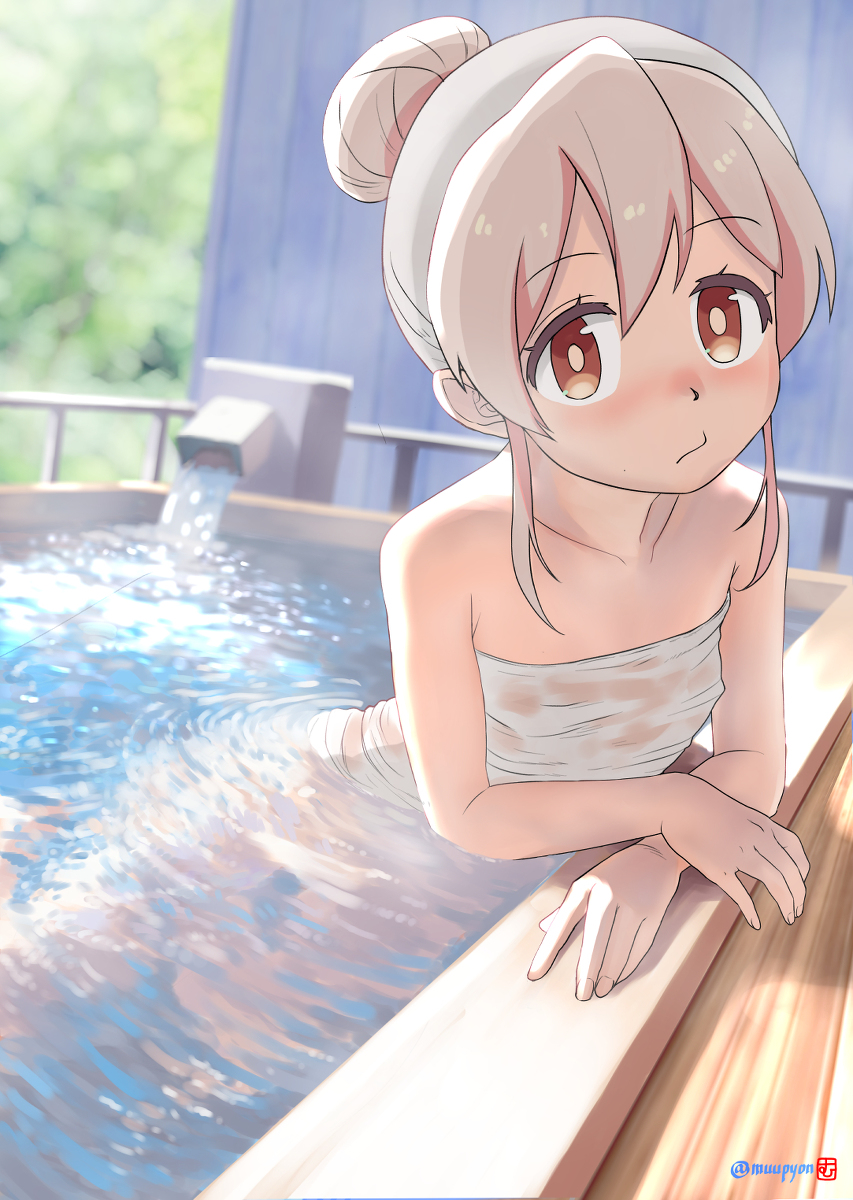 This is a pixiv picture whose title is まひろ（in温泉）.
