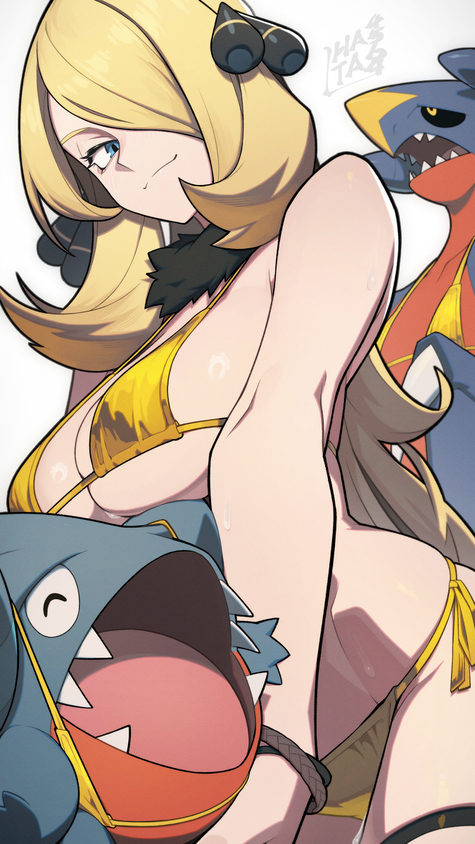 This is a pixiv picture whose title is ゴールデン水着シロナ.