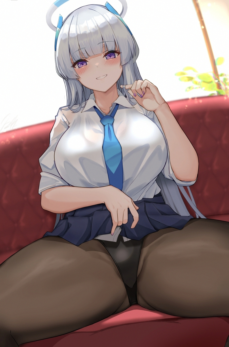This is a pixiv picture whose title is 制服の下に競泳水着着こんでくれるノア♡.