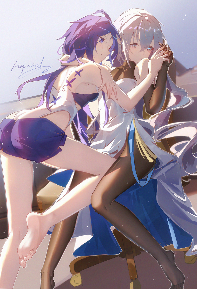This is a pixiv picture whose title is 绀海.