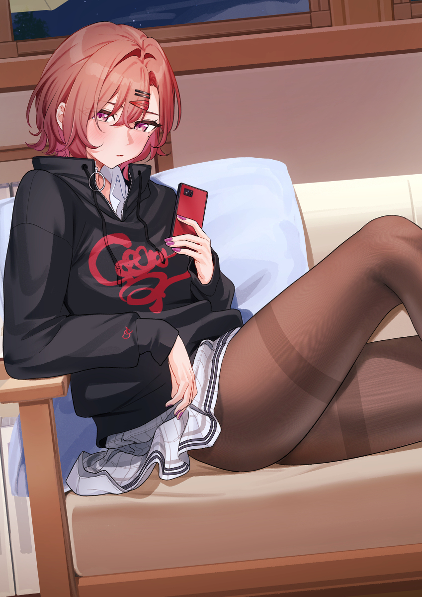 This is a pixiv picture whose title is 残業中Pのモチベを上げようとする円香.