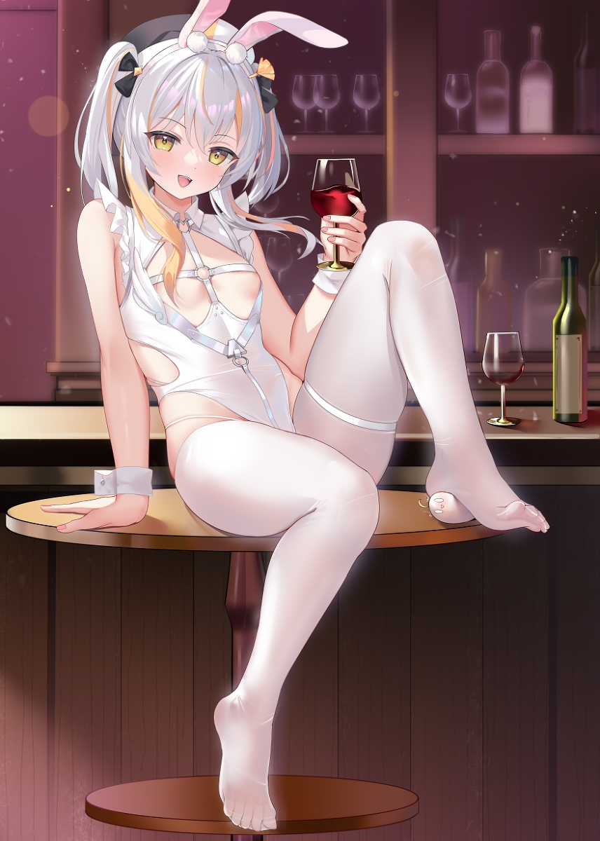 This is a pixiv picture whose title is 兔女郎.