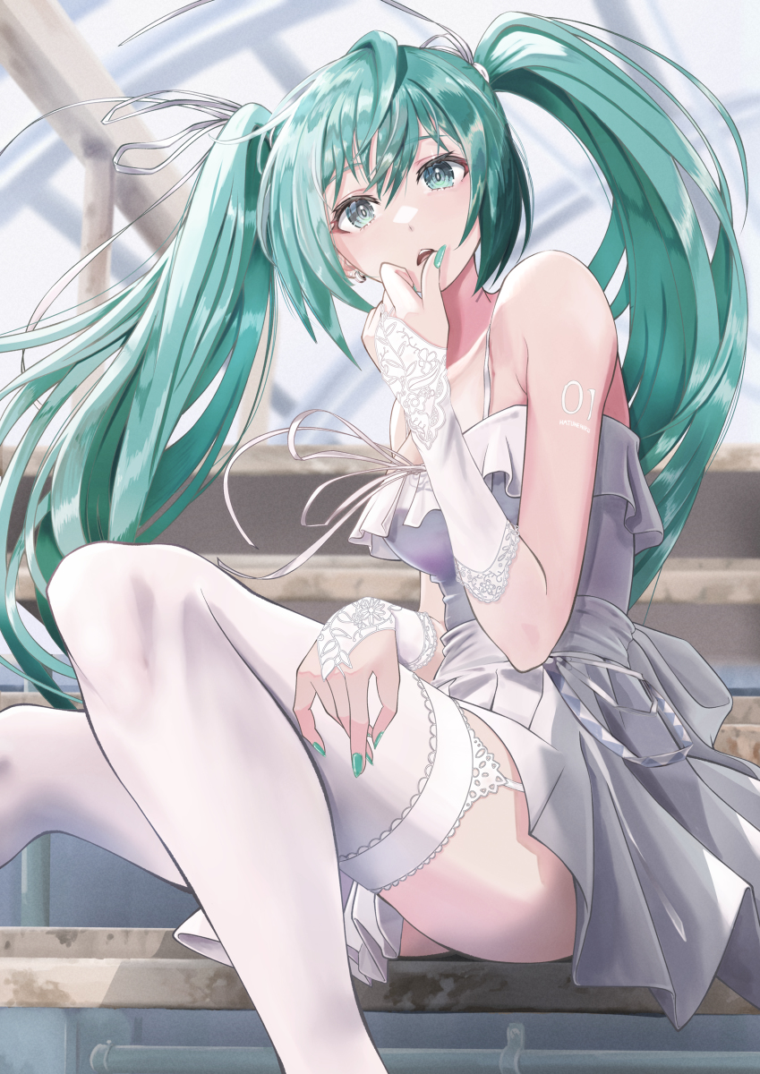 This is a pixiv picture whose title is ウエディングミクさん.