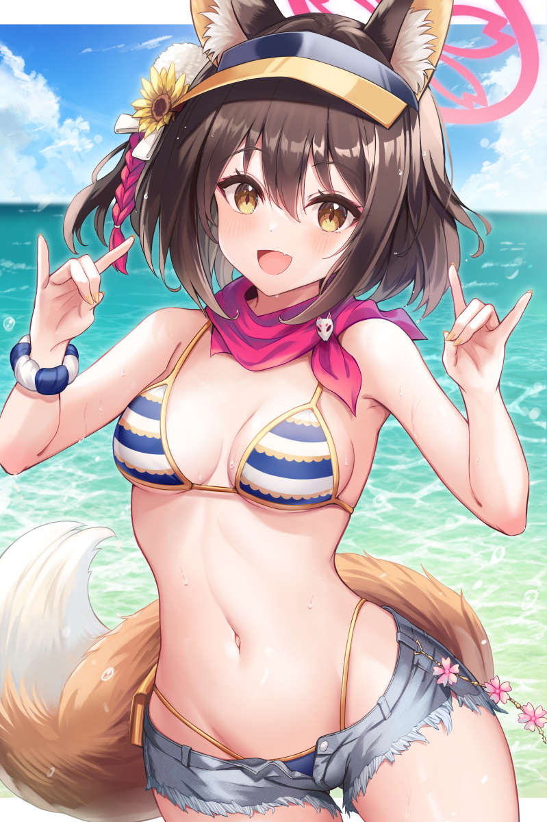 This is a pixiv picture whose title is 水着イズナ.