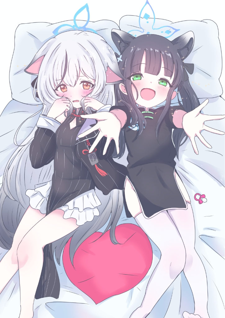 This is a pixiv picture whose title is 「先生、一緒にお昼寝しましょうか？」.