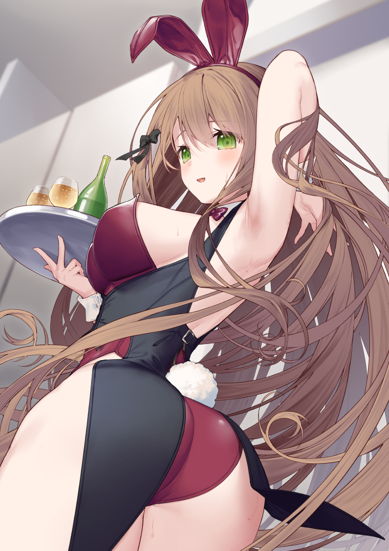 This is a pixiv picture whose title is 家飲みのおともに幼馴染バニーさん.