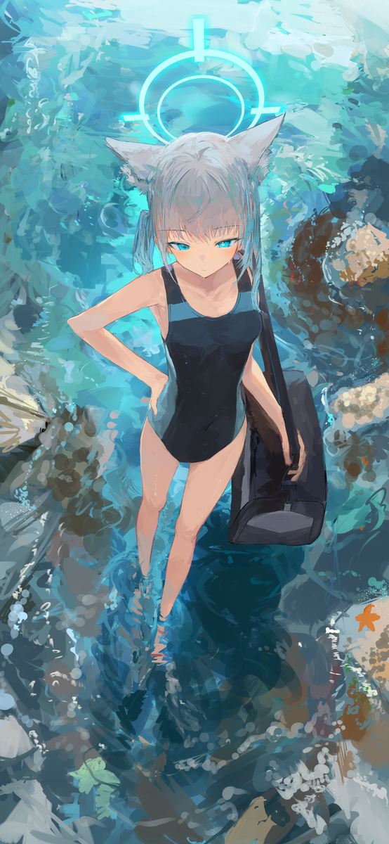 This is a pixiv picture whose title is 水着シロコ.