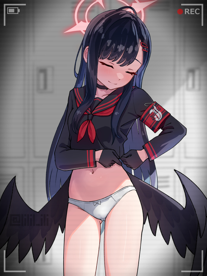 This is a pixiv picture whose title is イチカ盗撮.