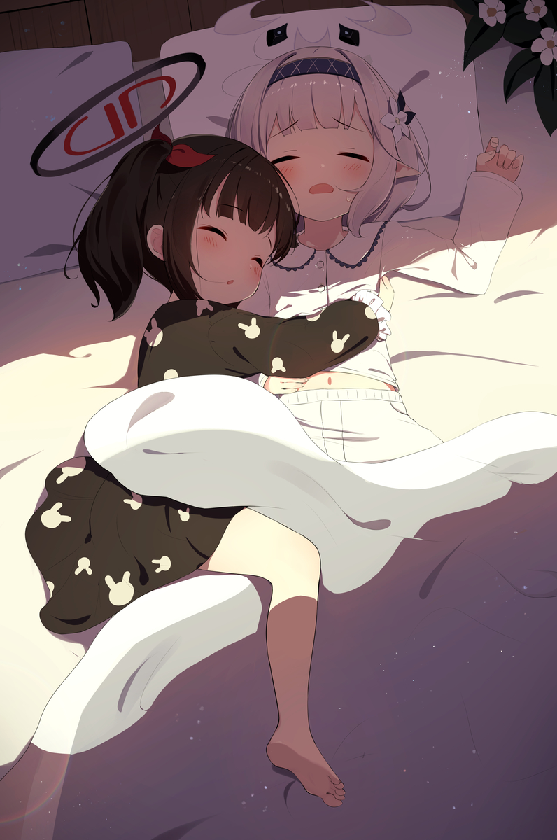 This is a pixiv picture whose title is Rio & Himari.
