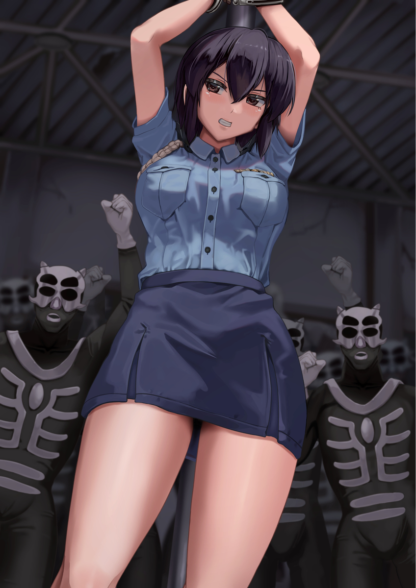 This is a pixiv picture whose title is 婦警さん.