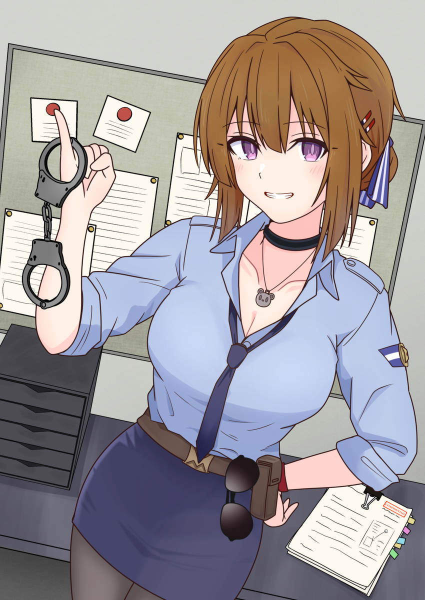 This is a pixiv picture whose title is 婦警グリズリー.