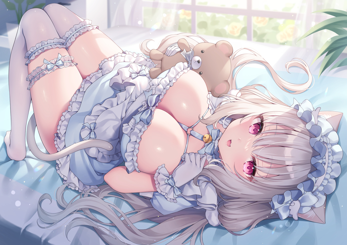 This is a pixiv picture whose title is 水色猫メイドちゃん.